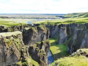 Fjadrargljufur Schlucht 